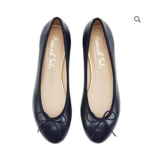 French Sole Navy Leather Ballet Flats with Bow